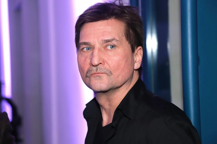 Юрий Бутусов