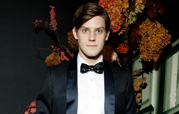 Вторая мама: новая девушка Табакова мило проводит время с дочерью Синицыной