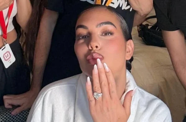 Хищный френч, как у Санчес и Родригес — маникюр, который дружит с бриллиантами