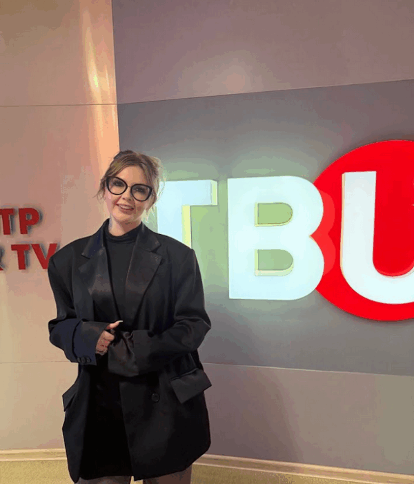 Певица Анастасия Казанцева в эфире федерального телеканала раскритиковала пластические операции ради хайпа