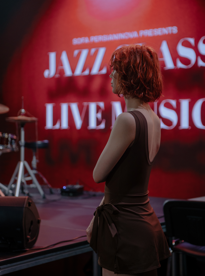 6 декабря в Москве прошёл первый иммерсивный джазовый класс JUST CLASS & LIVE MUSIC от Софии Персияниновой