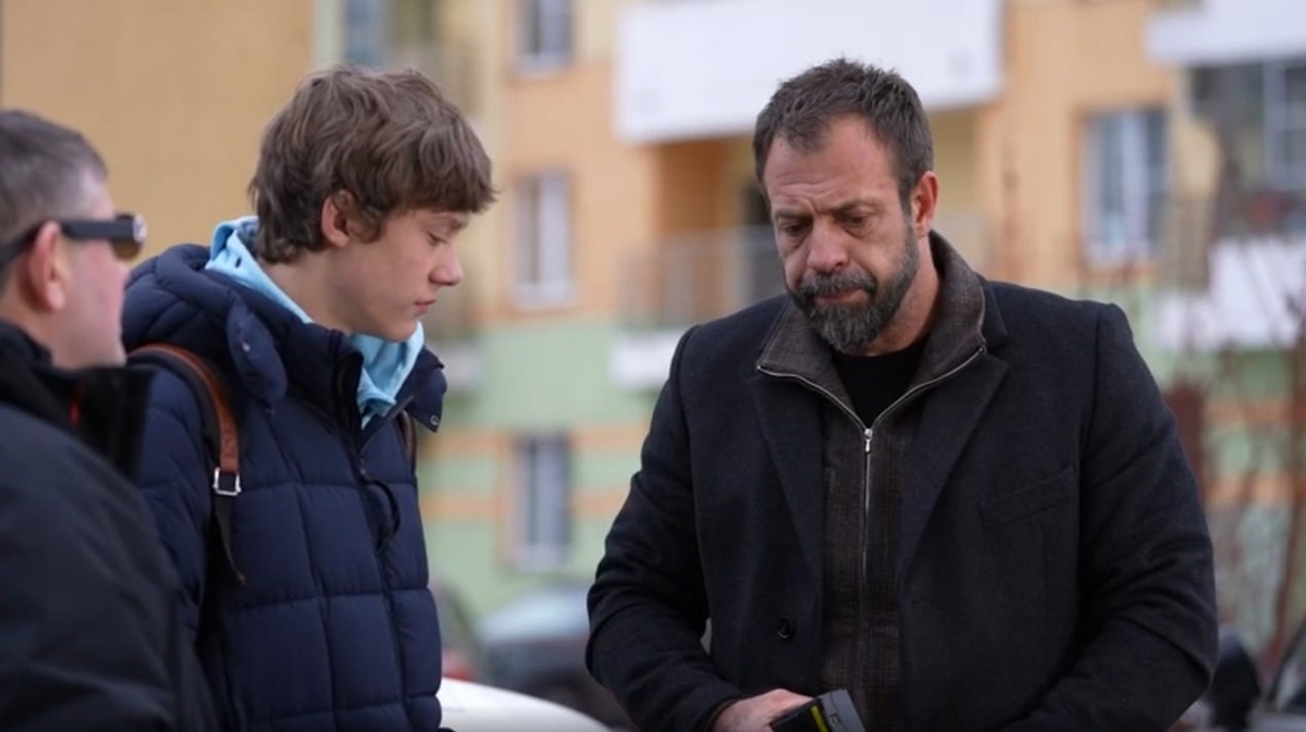 КАК ЗАЩИТИТЬ ПОДРОСТКА ОТ СОМНИТЕЛЬНЫХ КОМПАНИЙ: 5 ДЕЙСТВЕННЫХ СОВЕТОВ